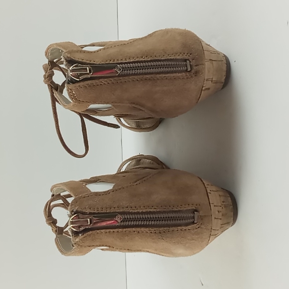 Sam Edelman Strappy Back Zip Sandals - Picture 3 of 7
